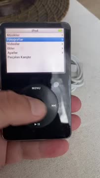 Apple / iPod Classic / Apple iPod Classic 30gb MA002fb 5nesil